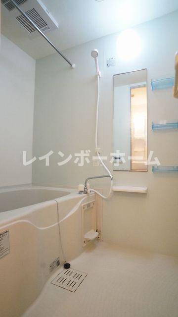 バス・シャワールーム　きれいなお風呂です