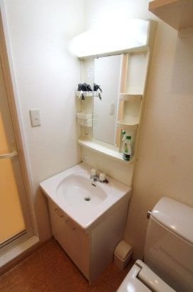 洗面設備　※別部屋参考写真