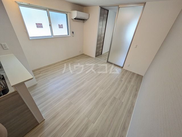 セレスティア西亀有の居間写真