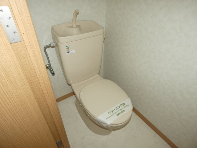 トイレ　同仕様・参考写真です。