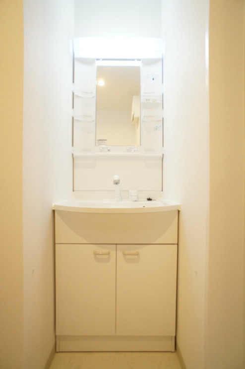 洗面設備　【白基調の明るいお部屋です♪】オススメ物件です！