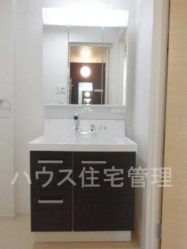 洗面設備　洗髪洗面化粧台