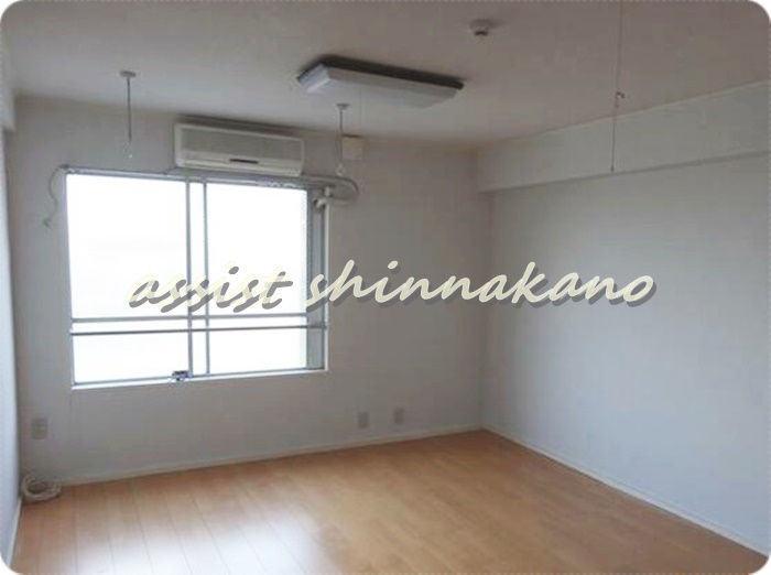 居室・リビング　別号室の参考写真です