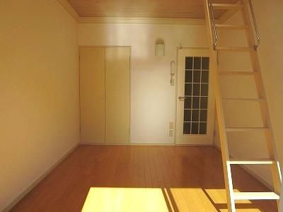 居室・リビング　★洋室5.5帖★
