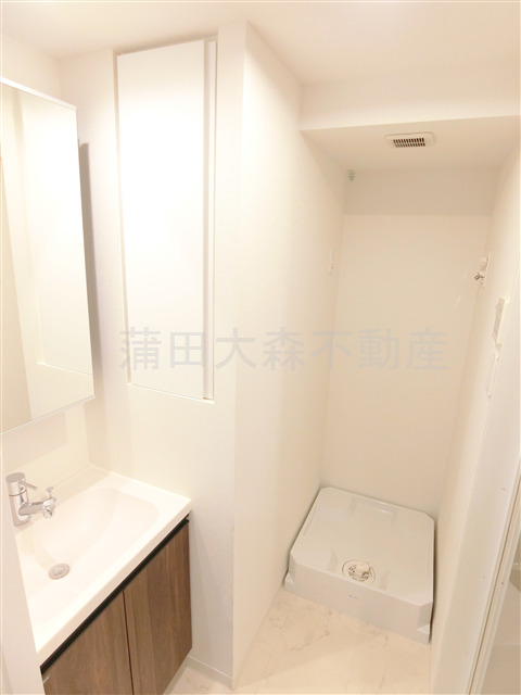 洗面設備　独立洗面台　洗濯機置き場　洗面脱衣所