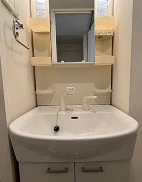 洗面設備　同仕様