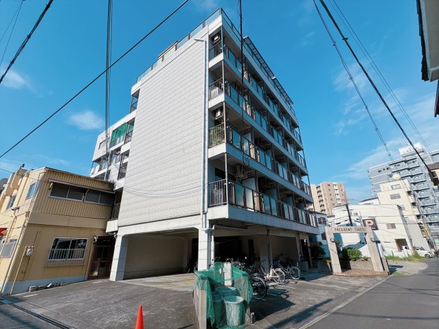 プレジデント横田の外観写真