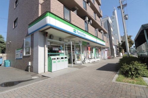 コンビニ　ファミリーマート 明和高校前店（コンビニ）まで348m