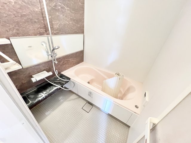 バス・シャワールーム　※別部屋参考写真