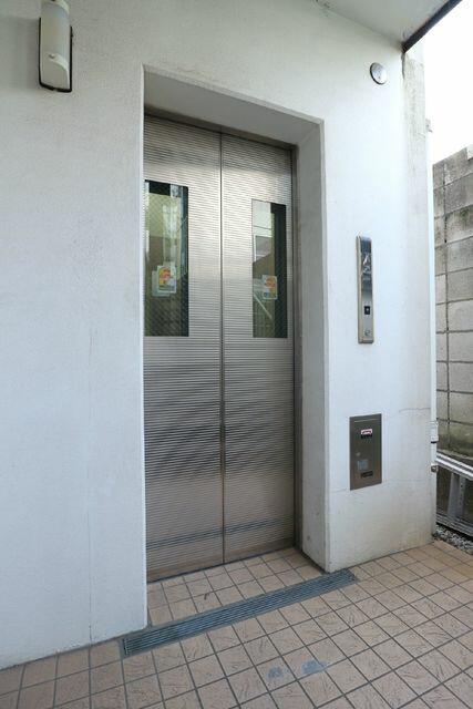 エントランス　共用設備