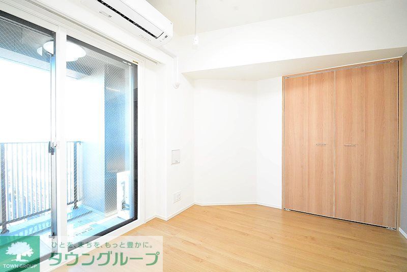 居室・リビング　カラータイプ異なります