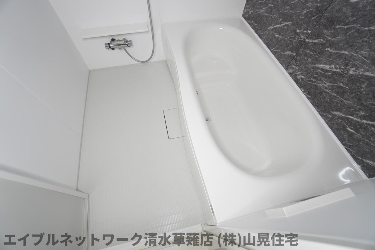バス・シャワールーム　お風呂で日々の疲れを落としましょう