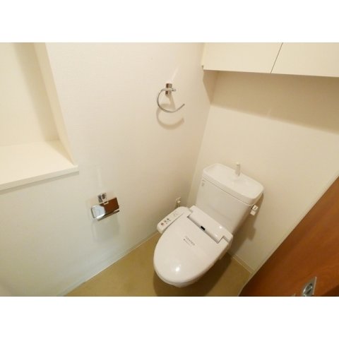 トイレ　コンパクトで使いやすいトイレです
