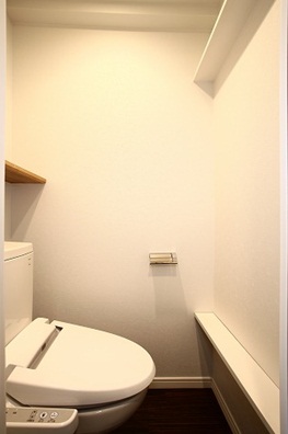 バルコニー　トイレです。別号室参考写真