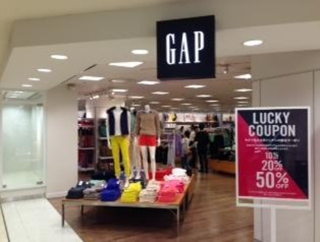 ショッピングセンター　GAPストア丸井錦糸町店（ショッピングセンター）まで633m