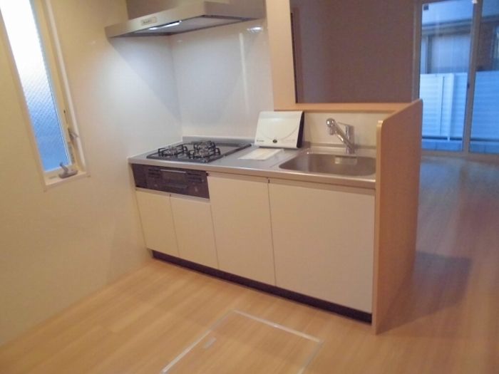 キッチン　3口コンロ・グリル付きです★