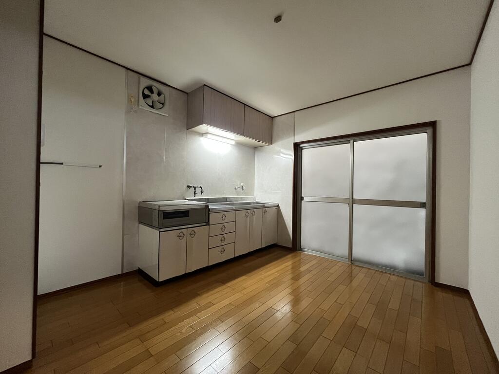 大阪市西淀川区中島 中古戸建の居間写真