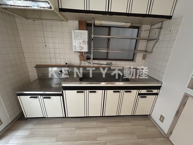 キッチン　キッチンでお料理をお楽しみください