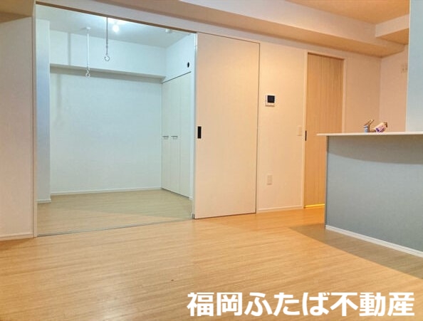 住吉神南プレイスの居間写真
