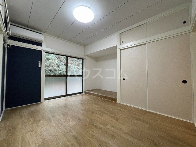 スカイコート佐倉の居間写真