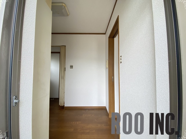リバーハイツの玄関写真