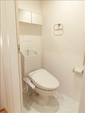 ホーク・フェザーのトイレ写真