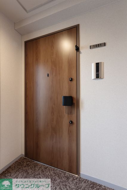 玄関　※写真は同タイプ住戸です。