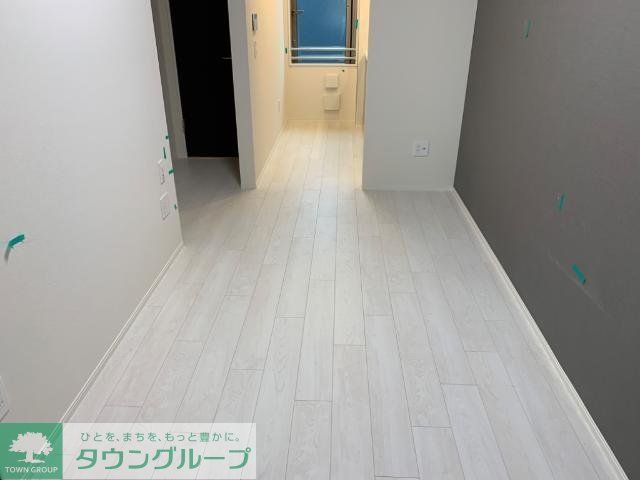 居室・リビング　玄関