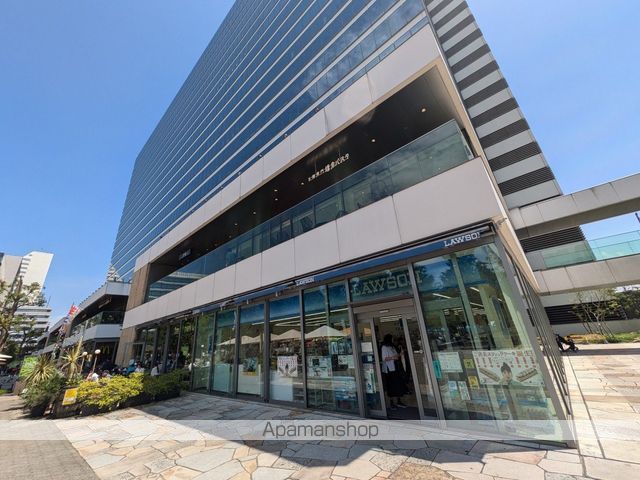 コンビニ　ローソン中野セントラルパークサウス店（コンビニ）まで114m