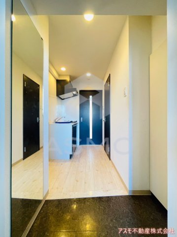 玄関　同マンション別部屋参考写真