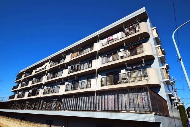 建物外観　★武蔵野台駅から見えて。お買い物に便利な場所ですよ★