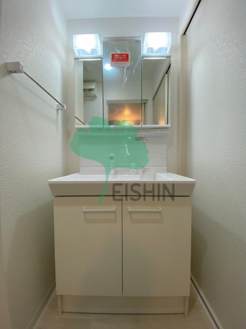 洗面設備　シンプルで使いやすい洗面台です！