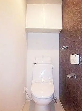 都営新宿線 森下駅 徒歩5分 9階建 築14年のトイレ写真