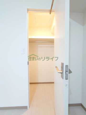収納　フォンターナ入谷