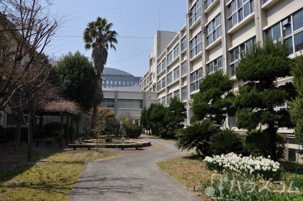 高校・高専　大阪府立東淀川高等学校（高校・高専）まで350m