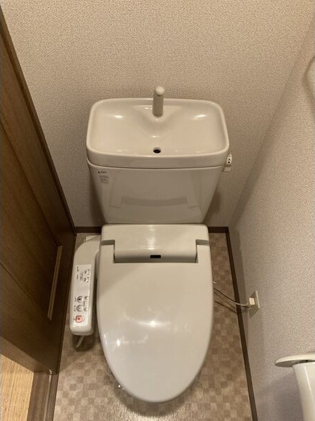 トイレ　初期費用分割可★ご希望の場所まで無料送迎サービス付♪ 初期費