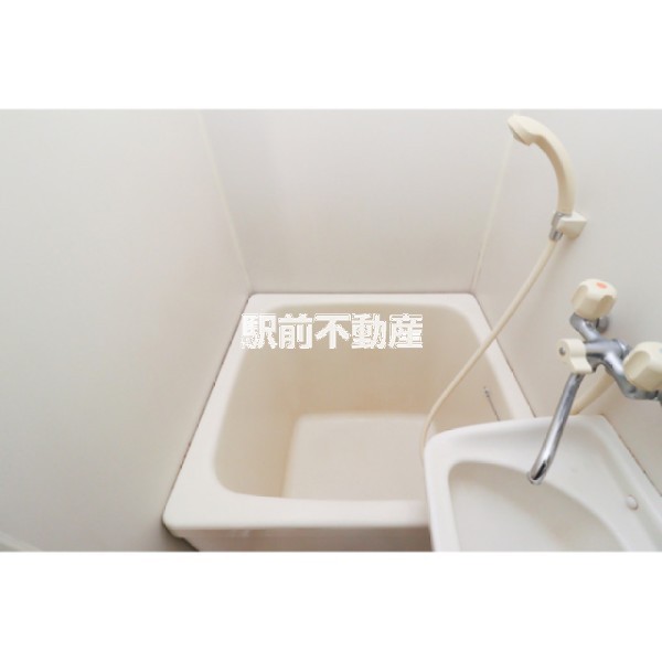 バス・シャワールーム　写真は別部屋