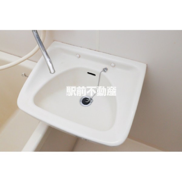 洗面設備　写真は別部屋