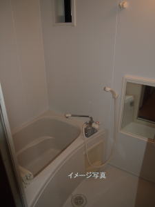 バス・シャワールーム　シャワー付き