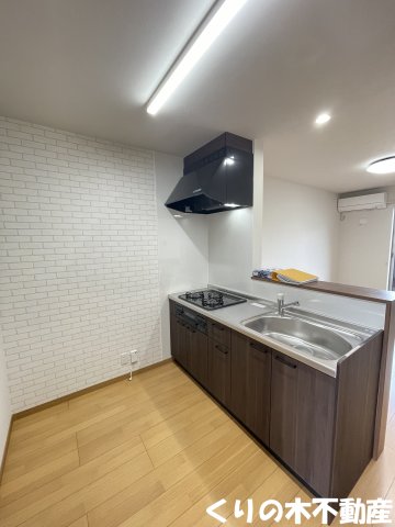 キッチン　同タイプのお部屋です（現況を優先します）