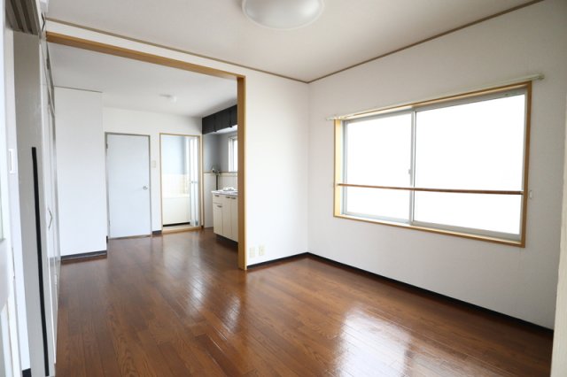 広島市中区吉島新町のマンションの居室・リビング