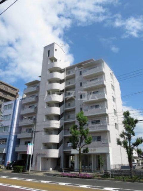 名古屋市名東区香坂のマンションの建物外観