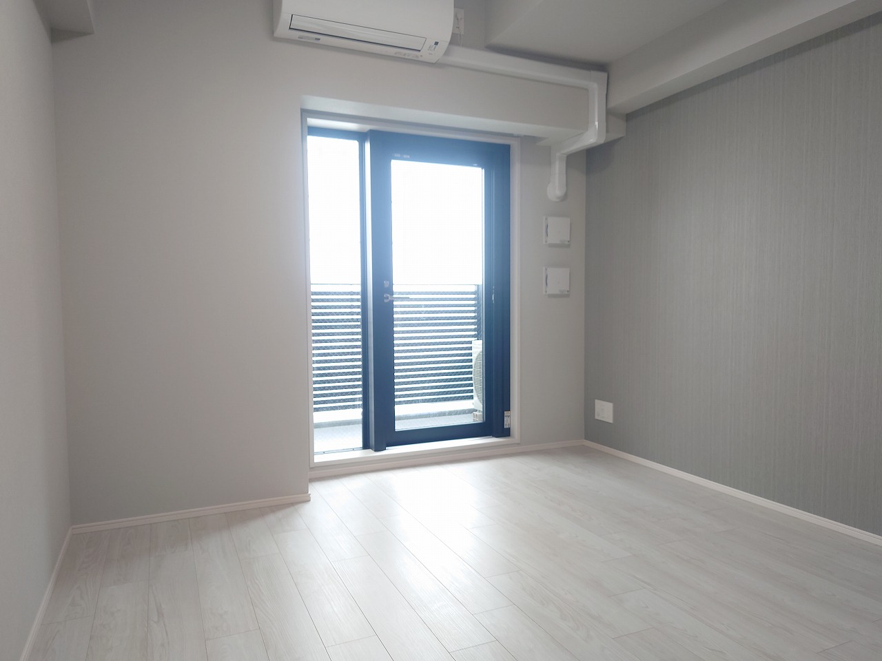 居室・リビング　洋室8帖