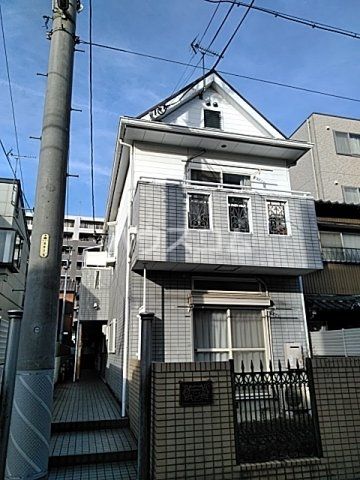 名古屋市北区上飯田南町のアパートの建物外観