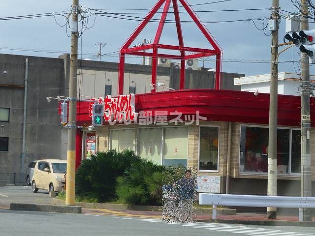 【ドゥ・ルミエールの飲食店】