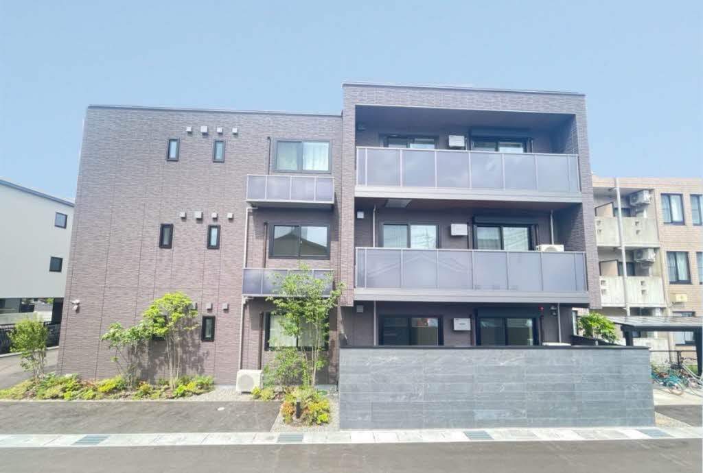 ジョルナーレ泉が丘の建物外観