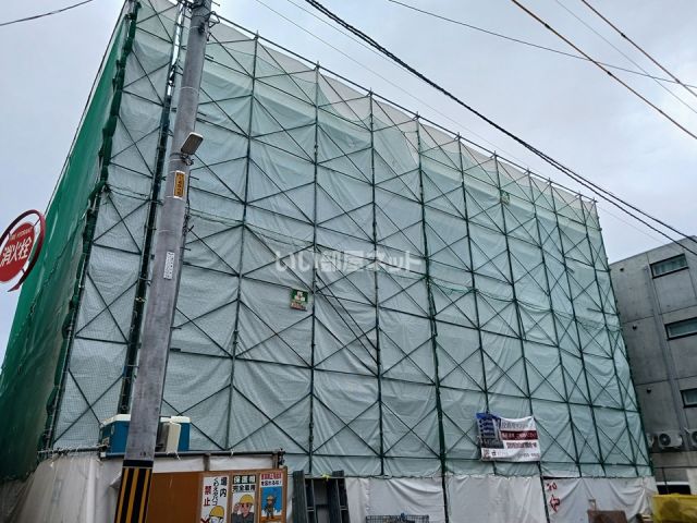 札幌市豊平区月寒西一条のマンションの建物外観