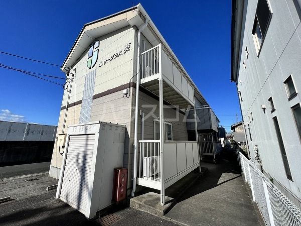 【Surplus　葵の建物外観】