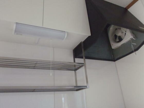 キッチン　吊戸棚も新品です★