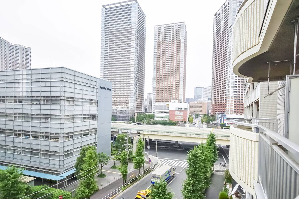 【港区海岸のマンションの眺望】